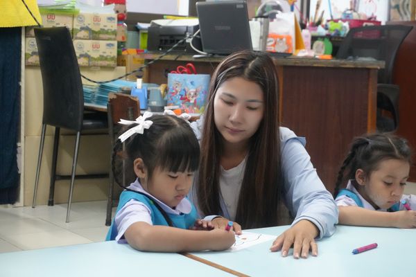 โรงเรียนปรีชานุศาสน์